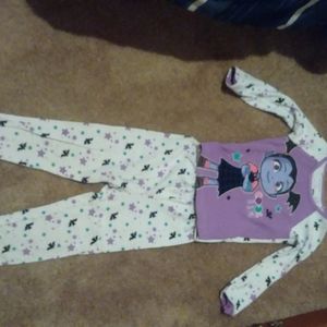 Disney Vampirina pj set